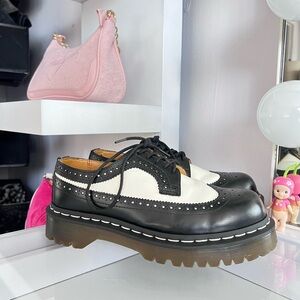 Black and White Dr marten Oxford Shoes